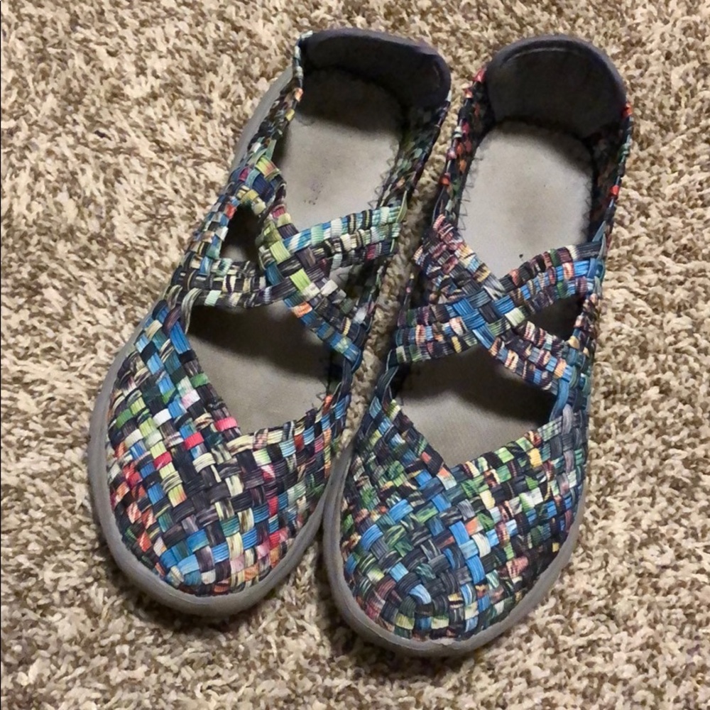 Stretchy Tennies